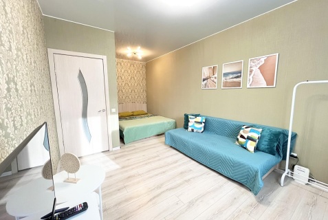 Тюмень: Апартаменты Romlex Apartments (Ромлекс) на улице Беляева 35 корпус 1