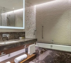 Номер Семейный совмещённый в Hilton Batumi