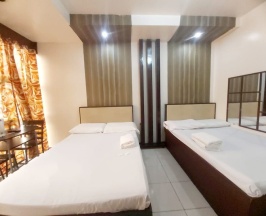 Семейный номер Standard в Cosmo Hotel Espana Near Ust