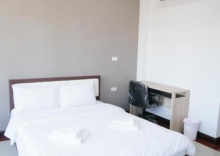 Двухместный номер Standard с видом на реку двуспальная кровать в Room58 - Hostel