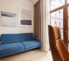 Люкс Гранд с рабочим кабинетом (Апартамент с 1 спальней) в Кортъярд Марриотт Сочи Красная Поляна