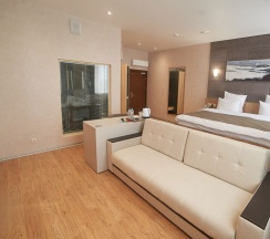 Номер-студио с двумя раздельными кроватями и видом на озеро в F911