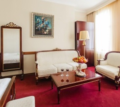 Номер делюкс с 1 двуспальной кроватью в Гранд мандарин