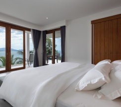 Люкс с видом на море в X-sea khanom Harbor Bay Resort