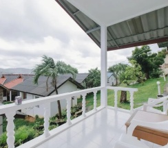 Бунгало Standard с балконом в Kataonsea Bungalows