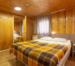 Семейный домик №1 в Allure Lodge