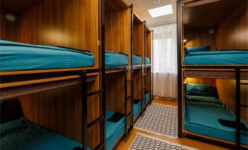 Место в женском 10-местном номере Костромская ладья в Маёвка