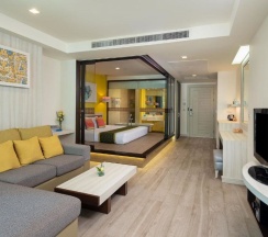 Одноместный полулюкс в Springfield at Sea Resort & Spa