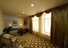 Двухместный номер Deluxe двуспальная кровать в Royal Tulip Almaty