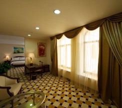 Двухместный номер Deluxe двуспальная кровать в Royal Tulip Almaty