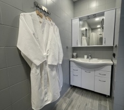 Апартаменты с 2 комнатами с красивым видом из окна в Можайское приморье