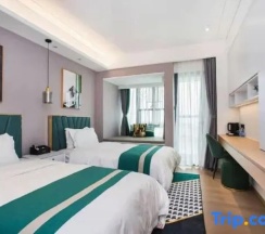 Двухместный номер Standard с балконом 2 отдельные кровати в Yidiandian Hotel Apartment (Shenzhen International Convention And Exhibition Center)