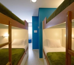 Кровать в общем номере (мужской номер) в Brazilodge All Suites Hostel