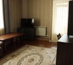 Номер полулюкс семейный №25 в Алатау Люкс