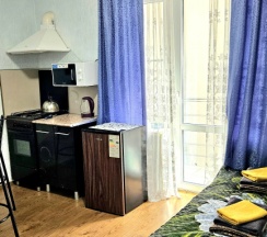 Двухместная студия с балконом и с красивым видом из окна (двуспальная кровать) в Жемчуг village