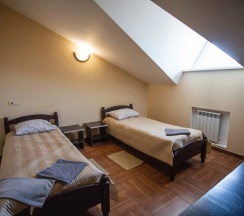 Двухместный номер Comfort 2 отдельные кровати в Тройка