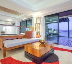 Двухместный люкс с видом на море двуспальная кровать в Отель Zenmaya Oceanfront Phuket, Trademark Collection by Wyndham