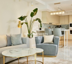 АК «Карат» Hayat Regency в Sun Apartments
