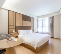 Двухместный номер (двуспальная кровать) в JI Hotel Lujiazui Babaiban