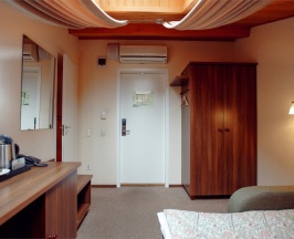 Стандарт мансардный одноместный в Алеша Попович Двор&Лукоморье