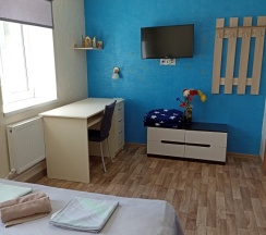 Шестиместный семейный коттедж в ВладЛена