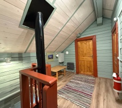 Коттедж Малый Дом в Времена Года