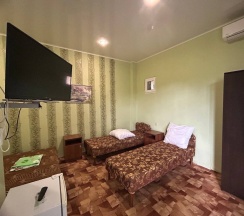 Стандартный четырехместный номер в Скала