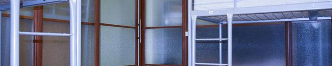 Кровать в 10-местном общем номере в Travel Hostel
