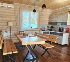 Коттедж с красивым видом из окна в Lякабанья