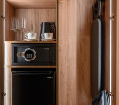 Премьер в Pinskiy