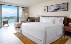 Двухместный люкс доступ к бассейну c 1 комнатой oceanfront двуспальная кровать в The Westin Siray Bay Resort & Spa, Phuket