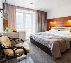 Джуниор Сюит в Крестовая падь