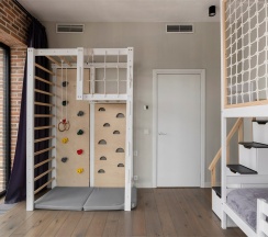 Апартамент с детской для 6-ти гостей с видом на город в Sv Loft Apart