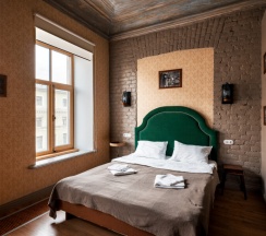 Улучшенный двухместный номер в Metropolis Hotel