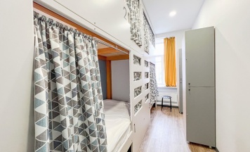 Стандарт 4-местный мужской (№221) в Друзья Граффити