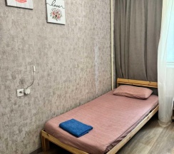 Номер стандарт с 2 односпальными кроватями (общие удобства) в Юность