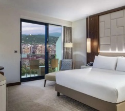 Номер Семейный совмещённый в Hilton Batumi