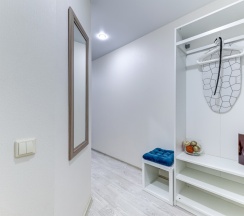 Двухместная комната с 1 кроватью и собственной ванной комнатой в МК Распутина