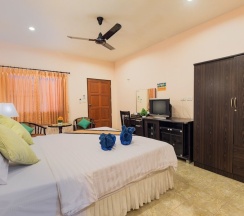 Одноместный номер Superior односпальная кровать в Smile House Karon
