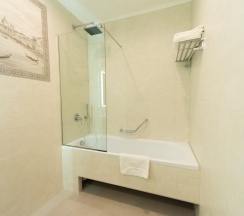 Двухместный номер Стандарт двуспальная кровать в Отель Downtown Suites Hotel Yerevan