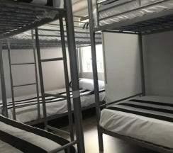 Кровать в общем номере в JMG Hostel Madrid