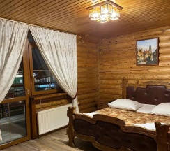 Двухместный люкс с балконом и с красивым видом из окна двуспальная кровать в Серая лошадь