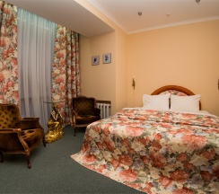 ЛЮКС в Pride-hotel