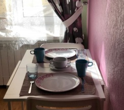 Двухместная комната с собственной мини - кухней для 2 взрослых / Single or Twin room with private mini - kitchenette в Pio