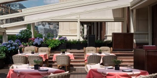 Москва: Отель Four Seasons Hotel Moscow