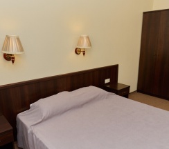 Стандарт , 32м2 двухкомнатный 3 х.местный в Лотос