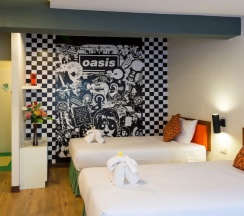 Двухместный семейный номер Standard двуспальная кровать в My Way Hua Hin Music Hotel