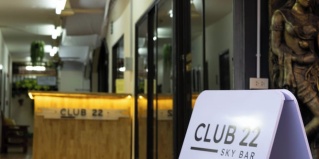 Камала Бич: Отель Club22 Kamala Suites Kamala Beach