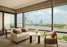 Двухместный номер with river view 2 отдельные кровати в Capella Bangkok