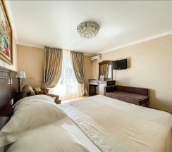 Корпус 1 *Полулюкс* 5-ти местный в Анжелина